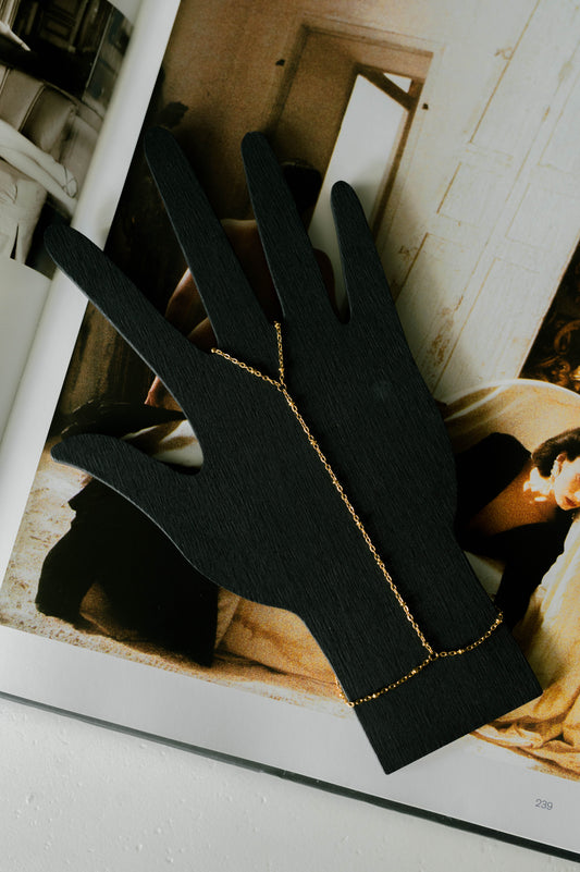 Minimalist Hand Chain