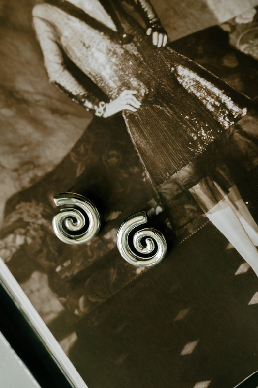 Swirl Studs β Silver