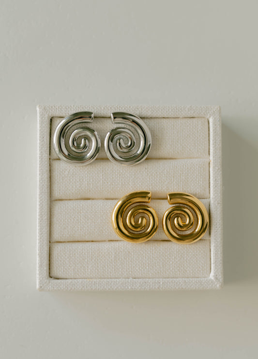 Swirl Studs β Silver