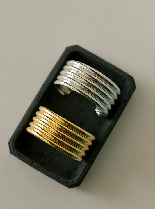 Ridged Cuff Bracelet – Silver