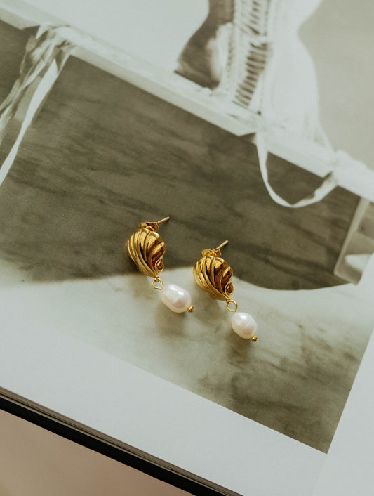 Freshwater Pearl Shell Twist Drops