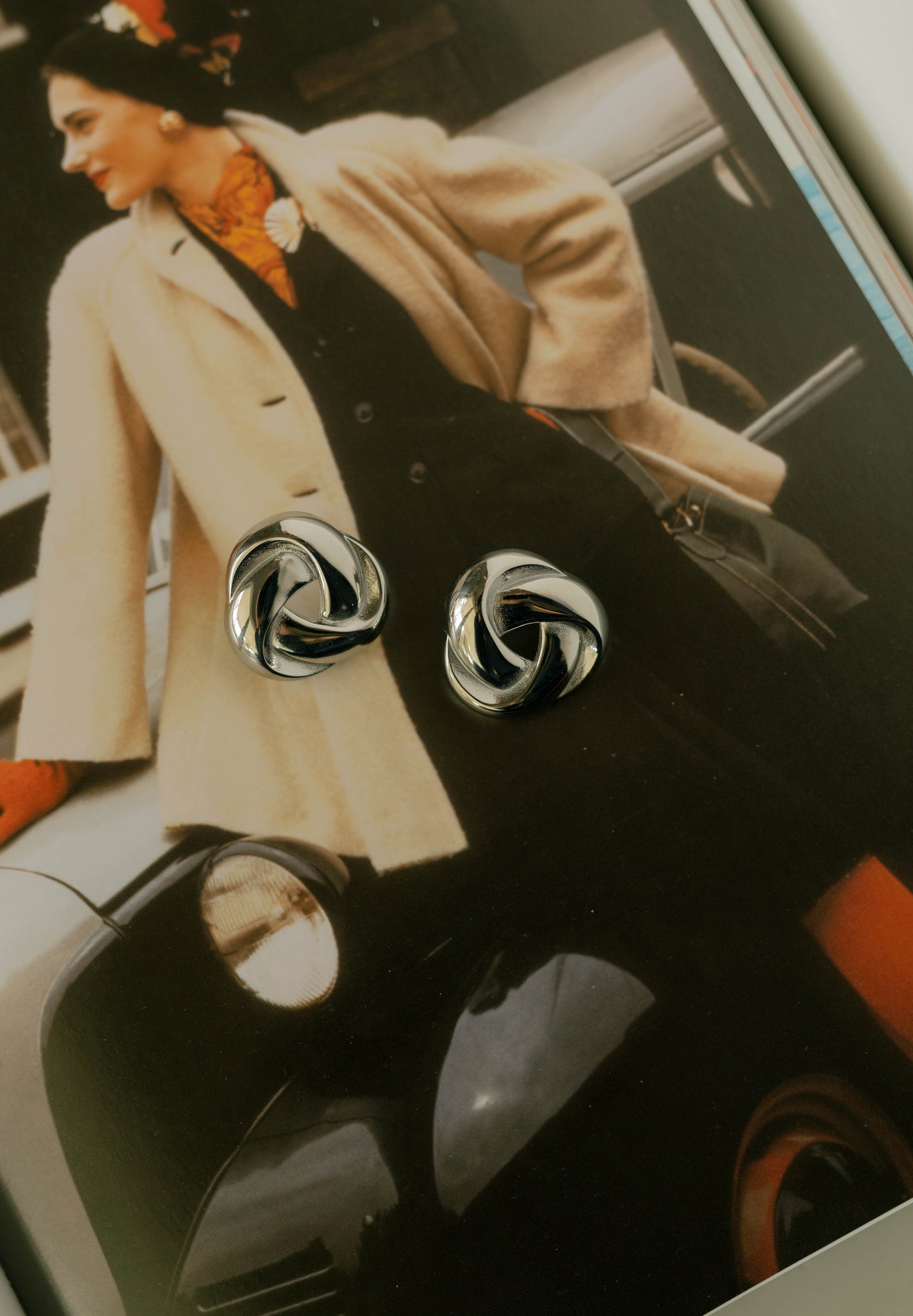 Knot Stud Earrings – Silver