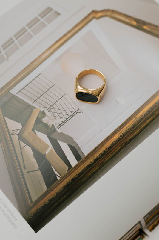 Rectangle Signet Ring – Black Agate