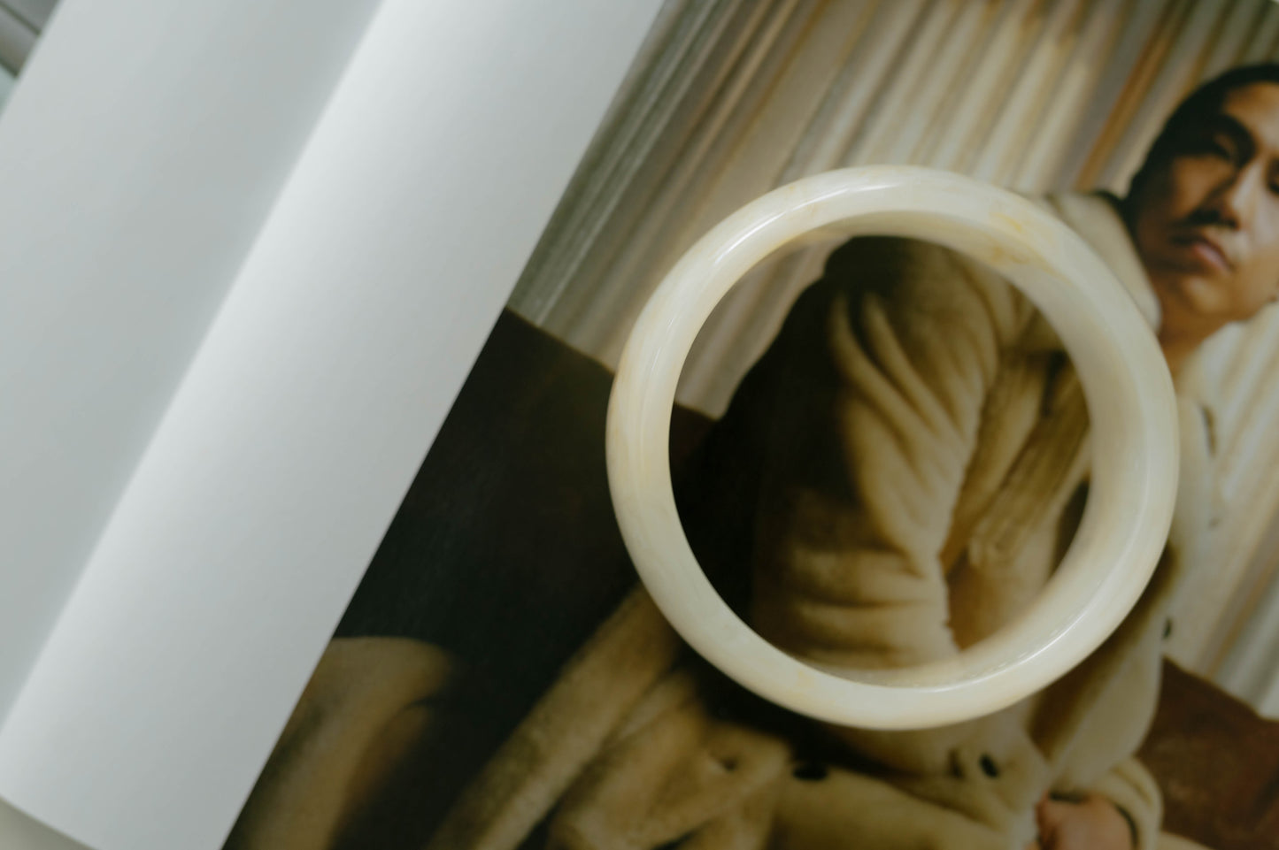 Sculpted Resin Bangle – Ivory Drift