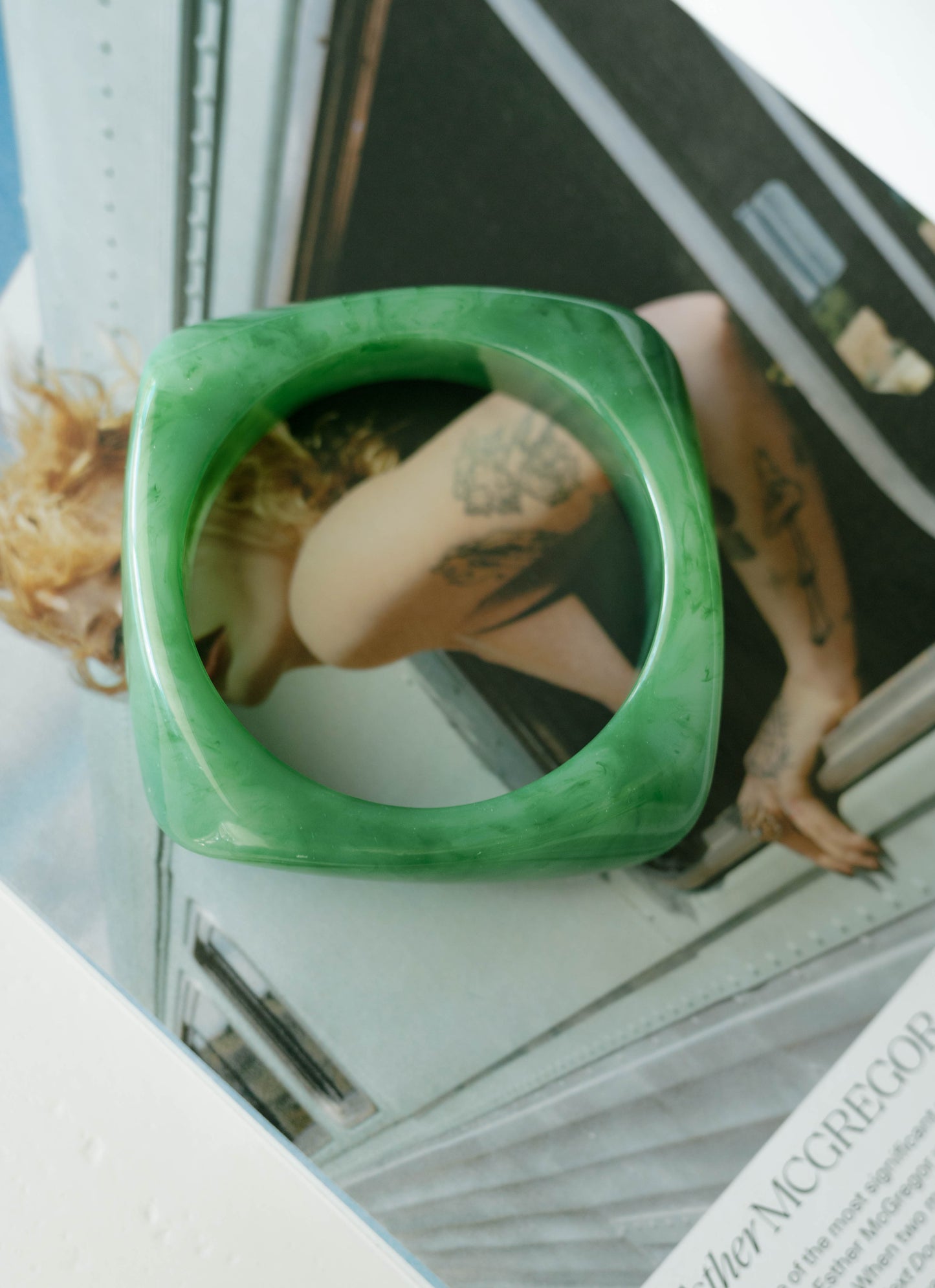 Sculpted Resin Bangle – Jade Green