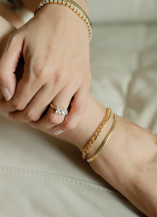 Pear & Emerald Duo Ring