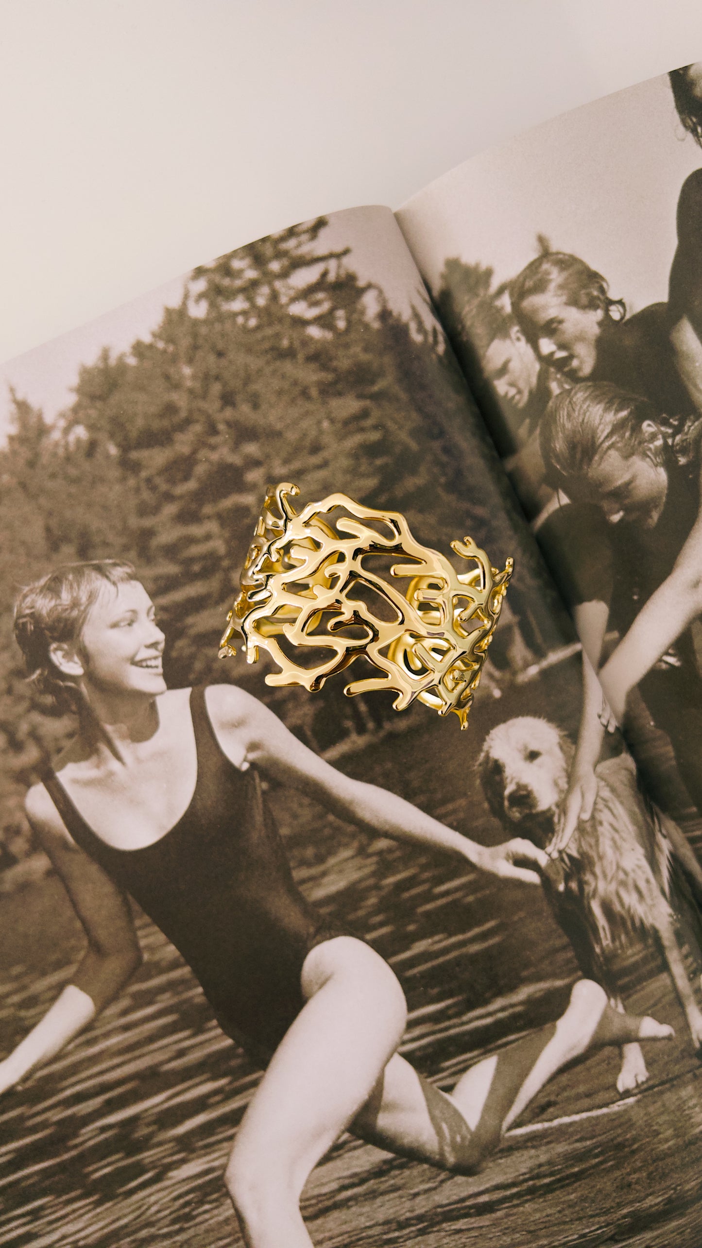 Corallina Cuff - Gold