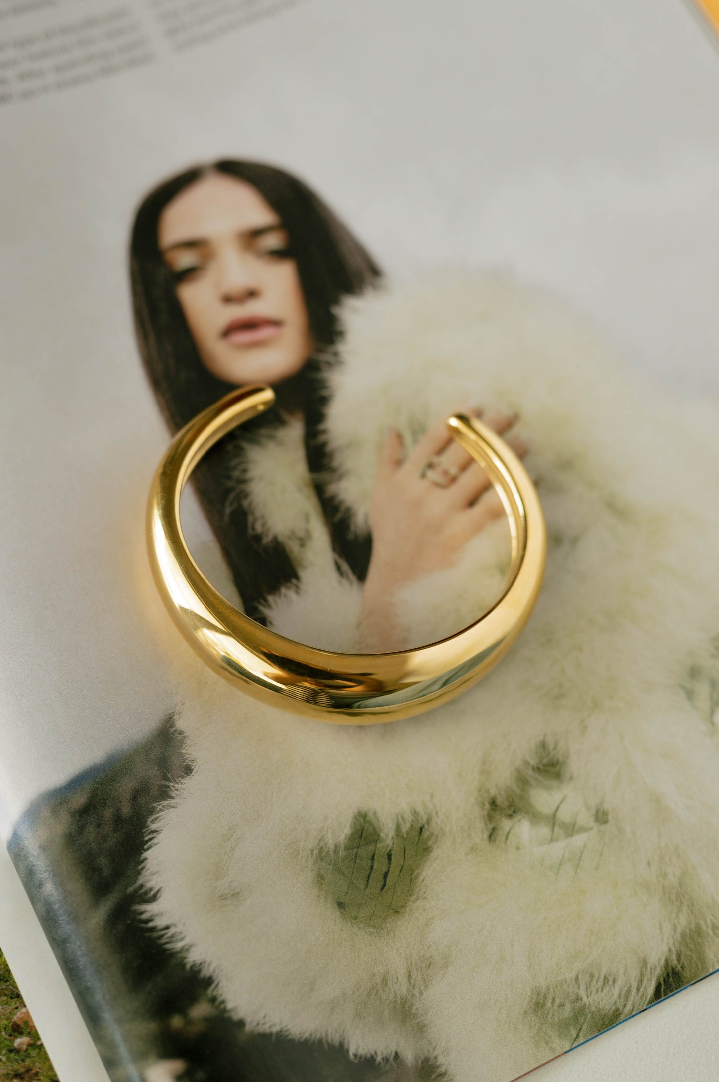 Sculpted Cuff Bracelet – Gold