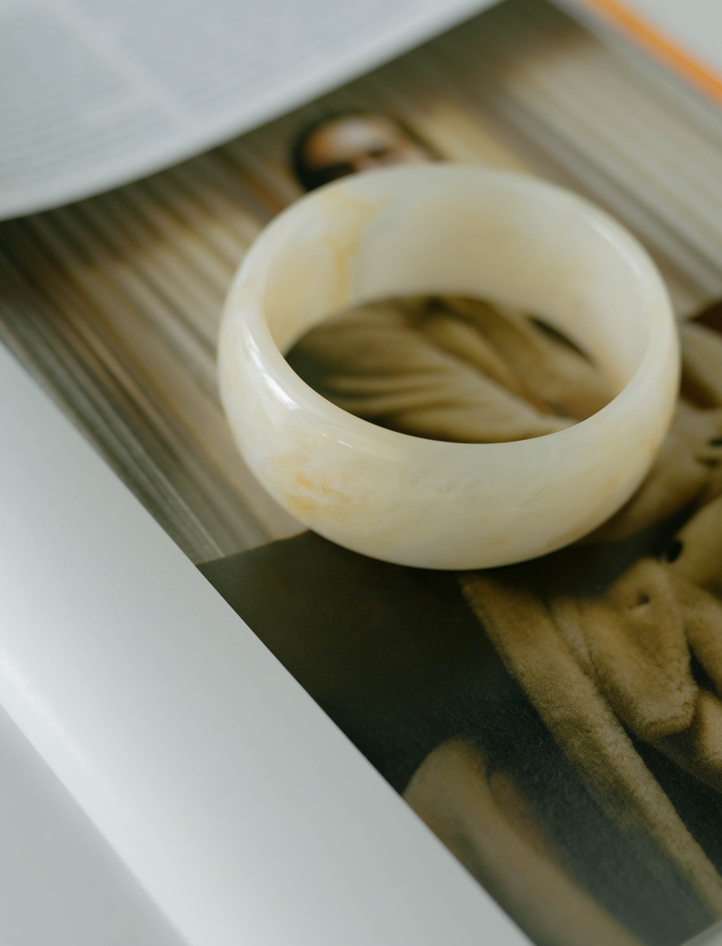Sculpted Resin Bangle – Ivory Drift